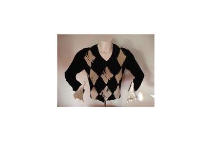 J. Lindeberg Mazin Printed Pleats V &ndash;Neck Sweater &ndash; Black