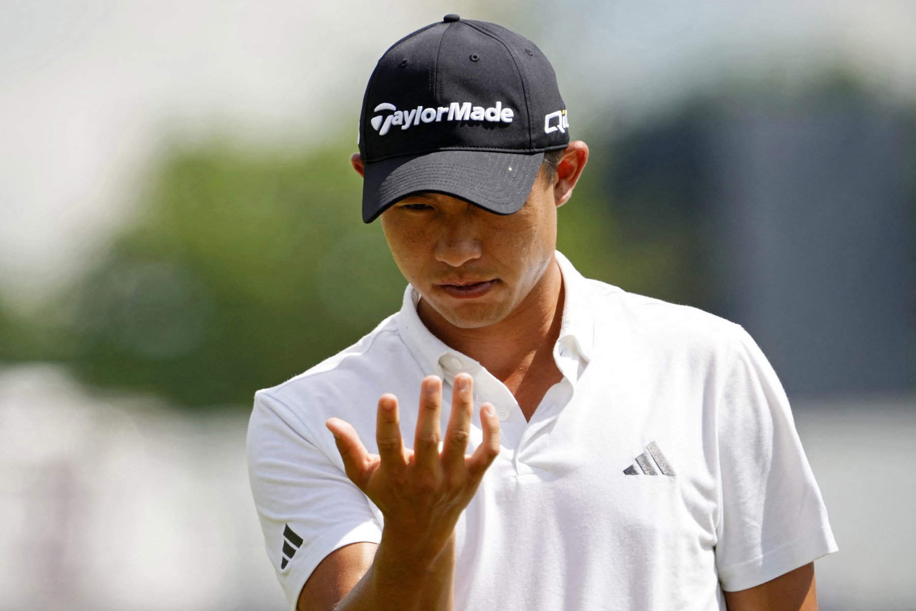 Collin Morikawa doesn't think many golf fans are rooting for him ...