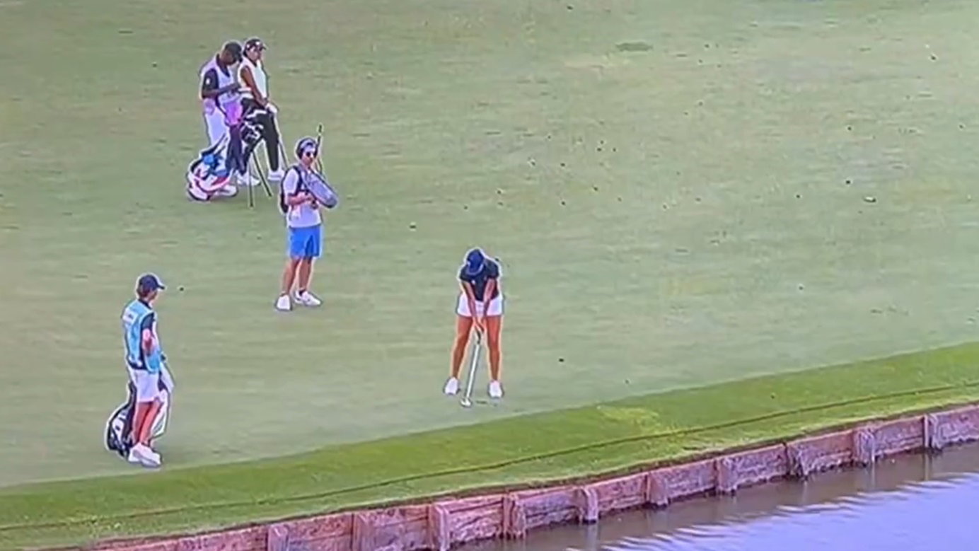 Pia Babnik hit a shocking shank on the 15th