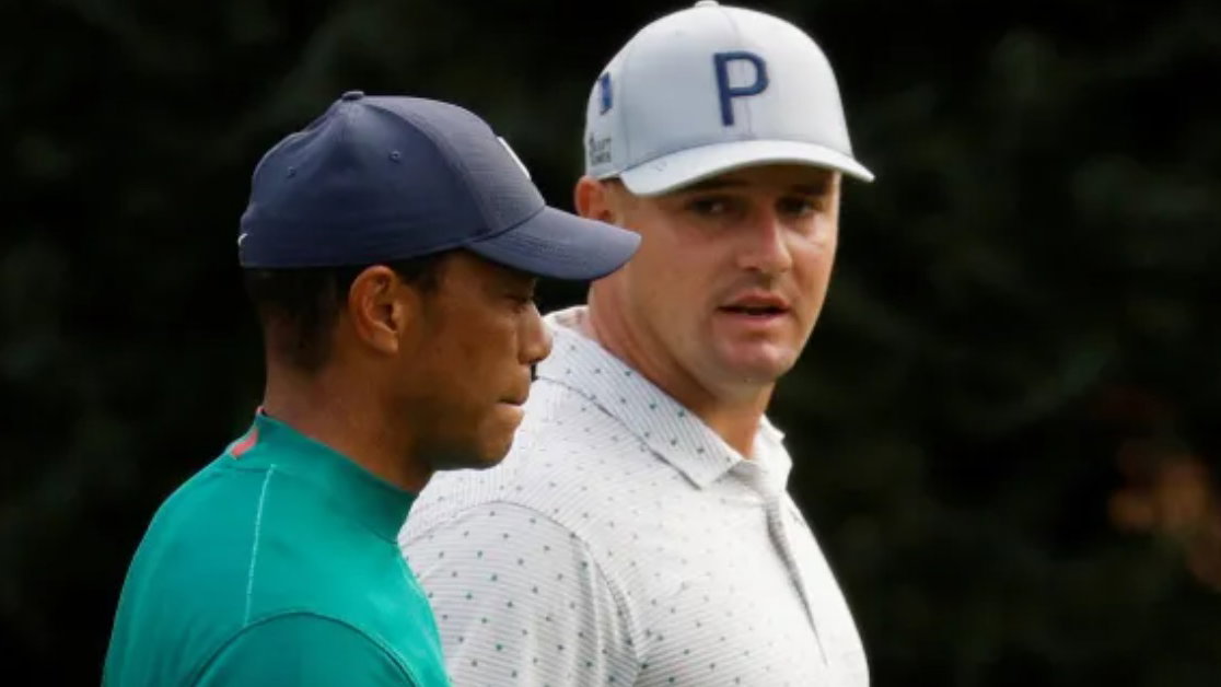 Woods with DeChambeau 