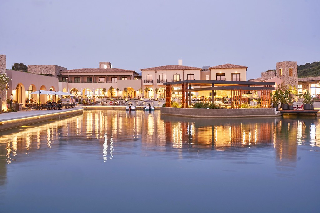 Costa Navarino 