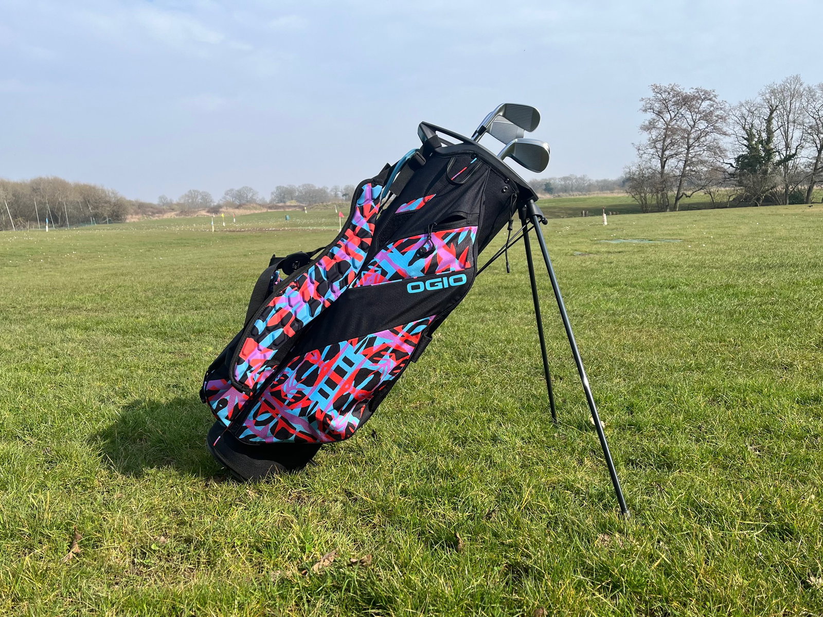 OGIO Fuse Golf Stand Bag Review: Lightweight, thoughtful and ready