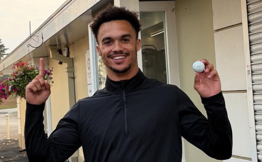 Antonee Robinson [Burhill GC]