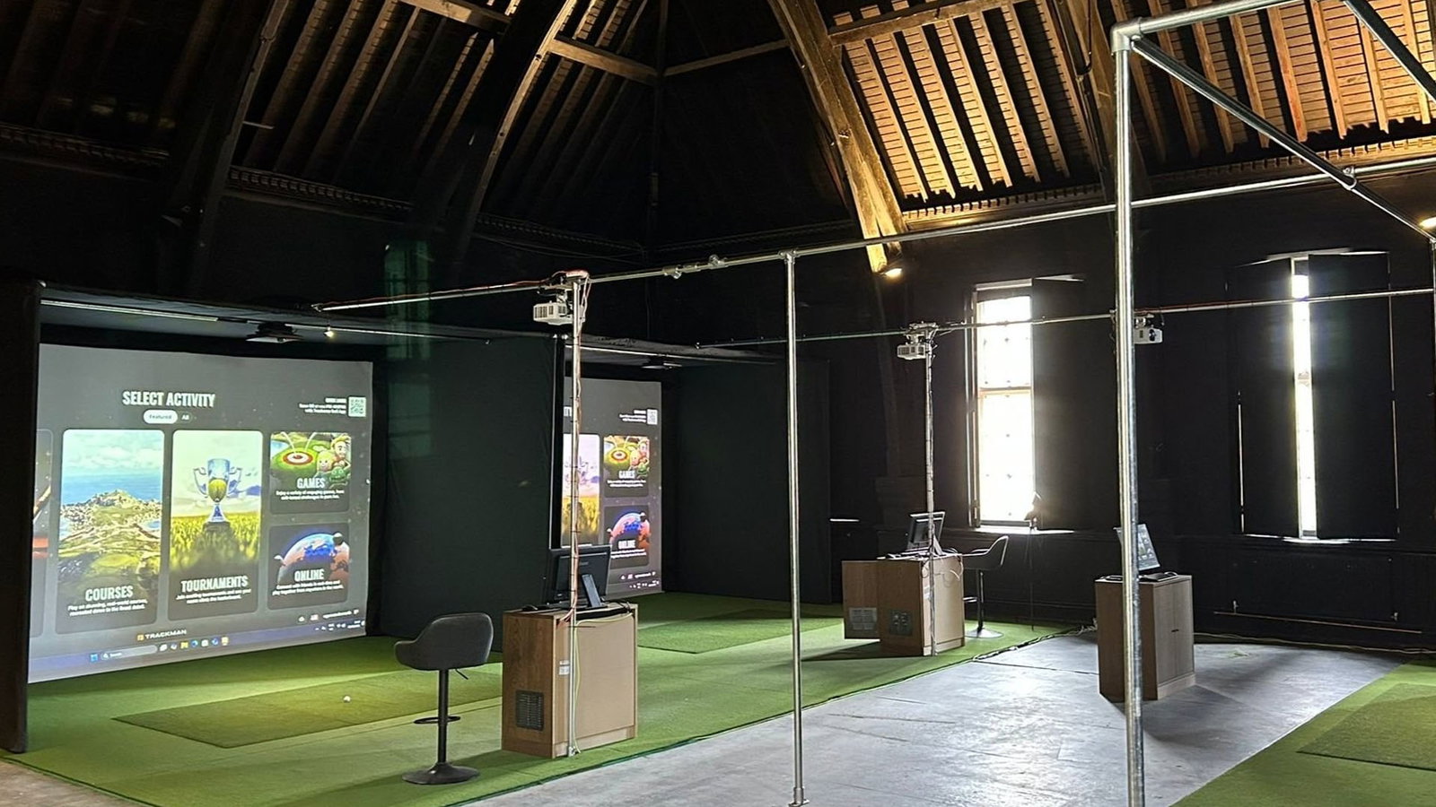 The 17 best indoor and outdoor driving ranges in London