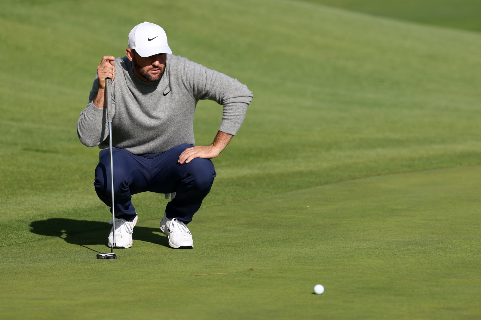 Scheffler played his first 10 holes in 5-over par