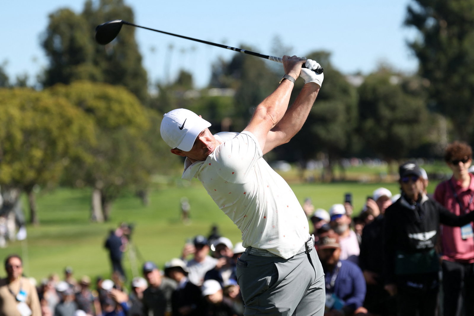 McIlroy in third round action at Riviera