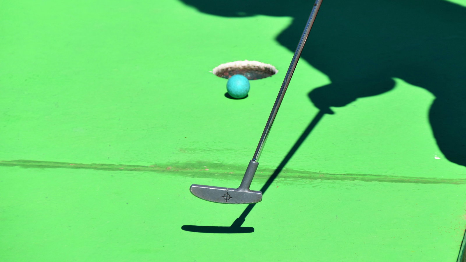 Ant & Dec in talks for new crazy golf show