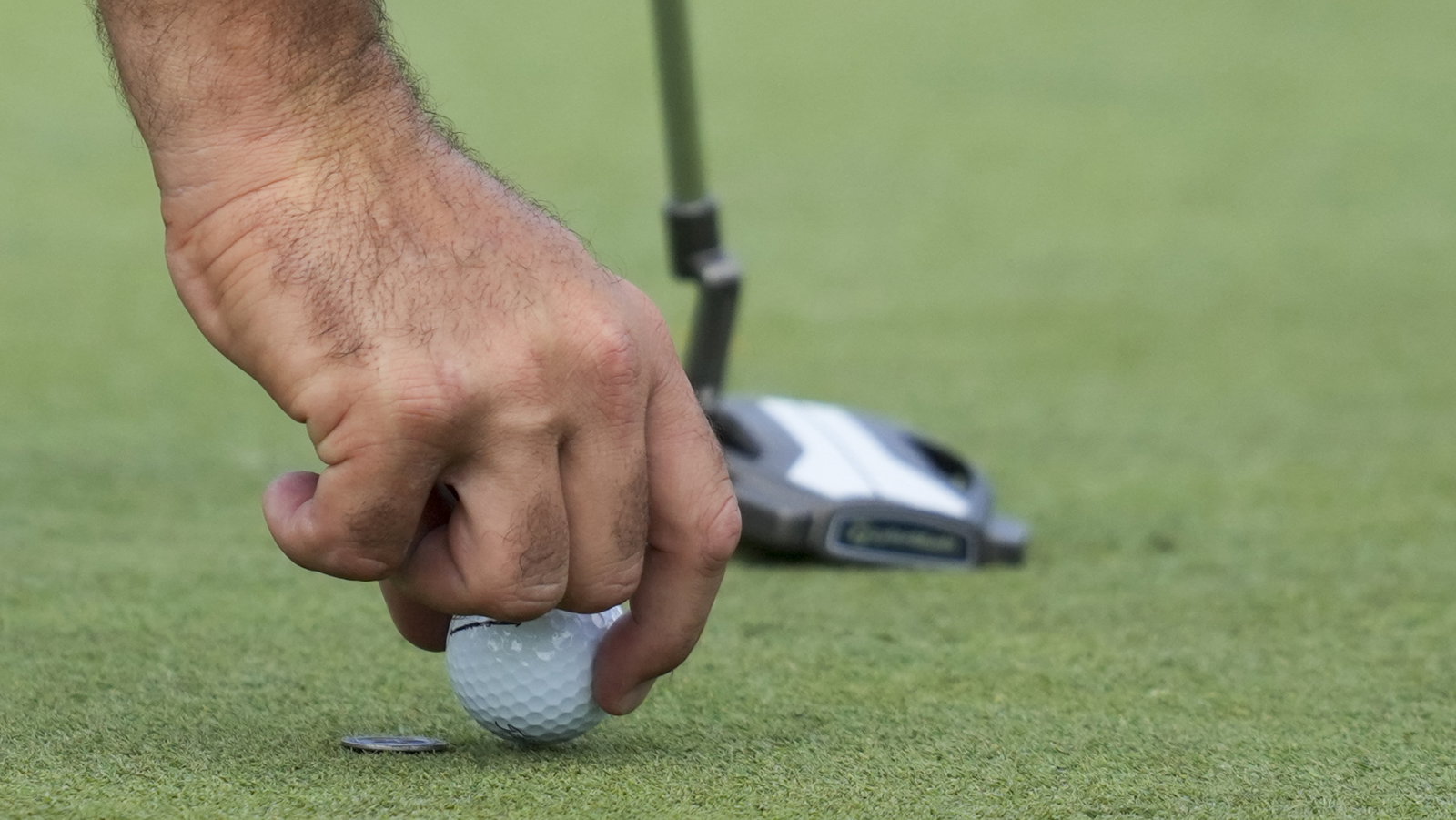 A bizarre rules incident unfolded on day one of the Valspar Championship