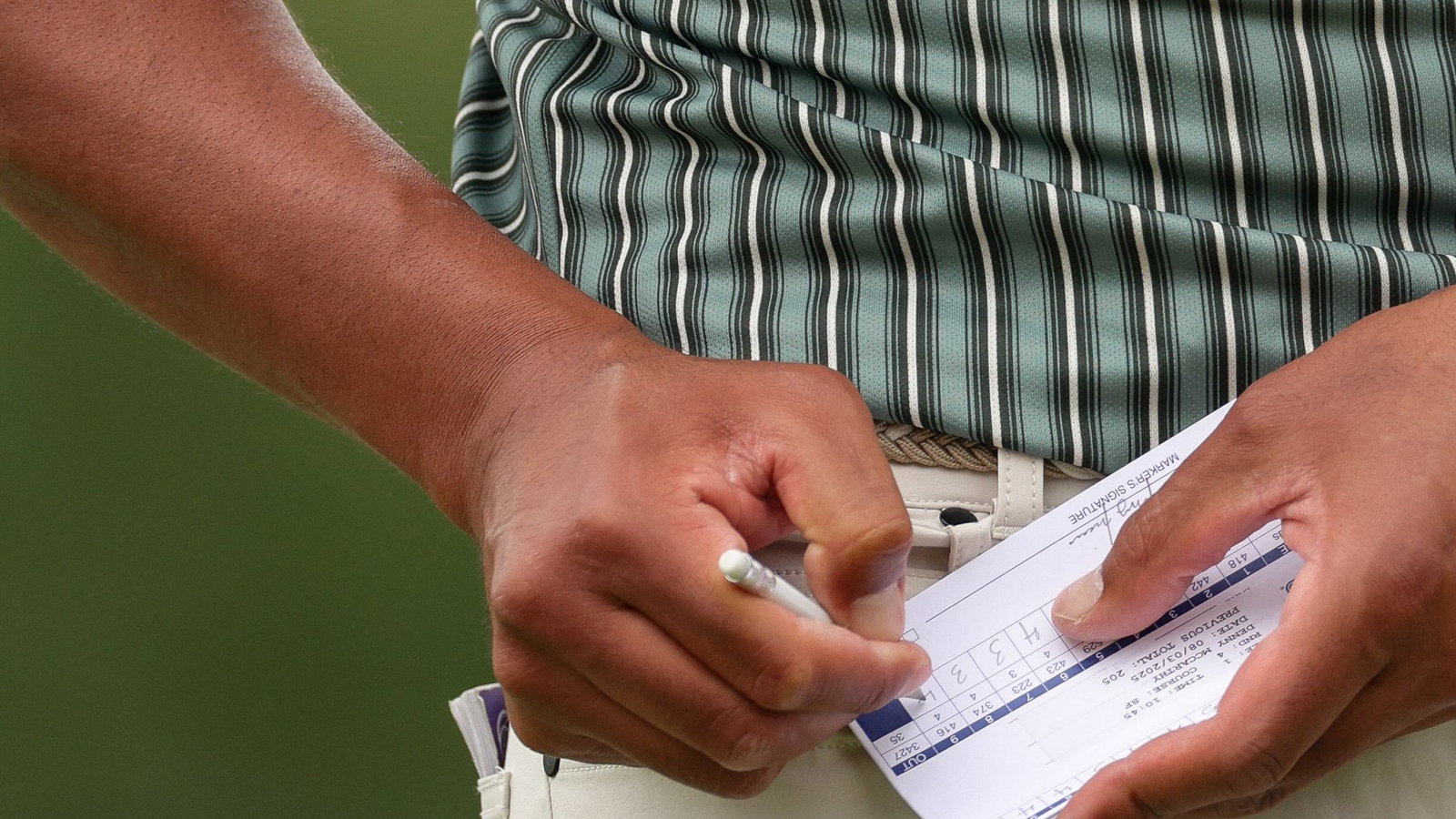 Tour pro disqualified after running out of balls