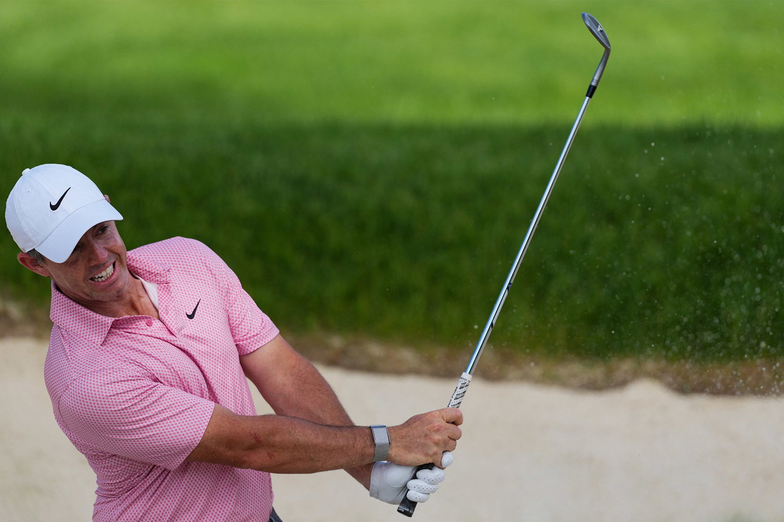 Rory McIlroy plays a wedge shot at The Memorial Tournament. Image: Reuters