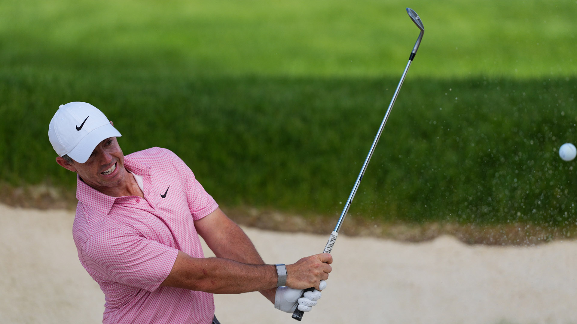 Rory McIlroy plays a wedge shot at The Memorial Tournament. Image: Reuters