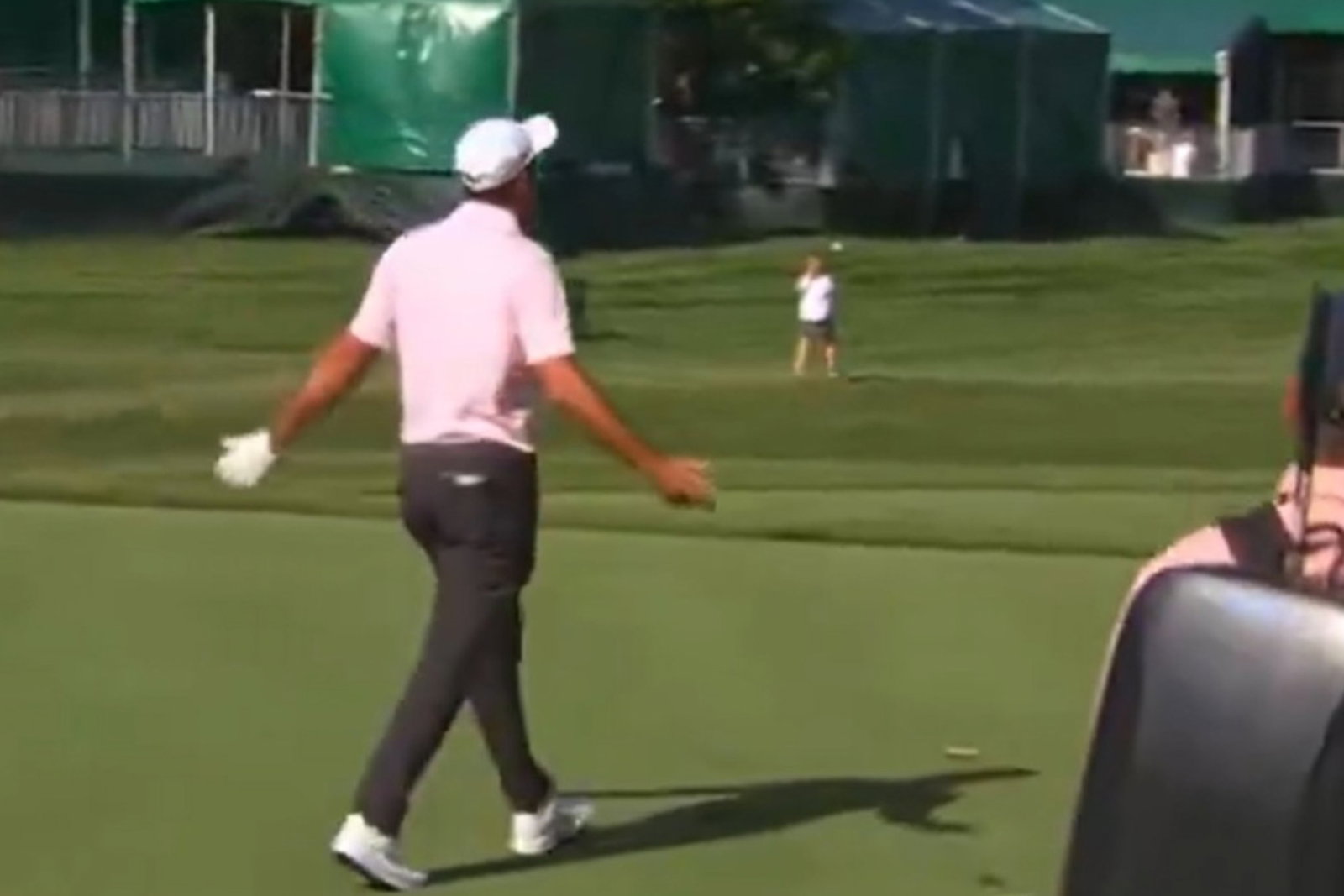 Scheffler unloaded on caddie Scott