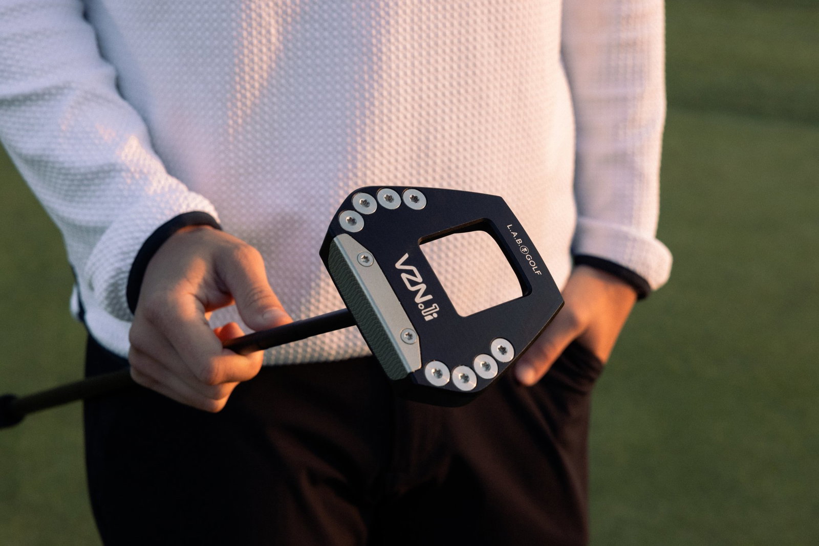 L.A.B. Golf VZN.1i