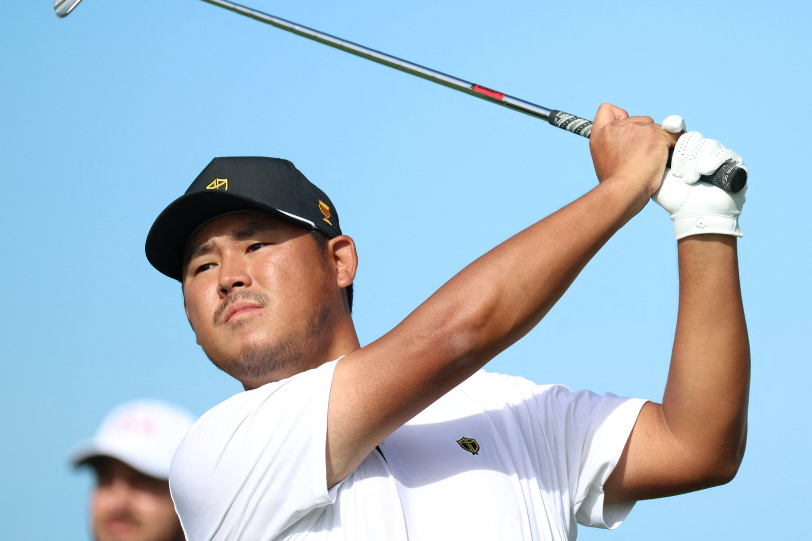 Si Woo Kim