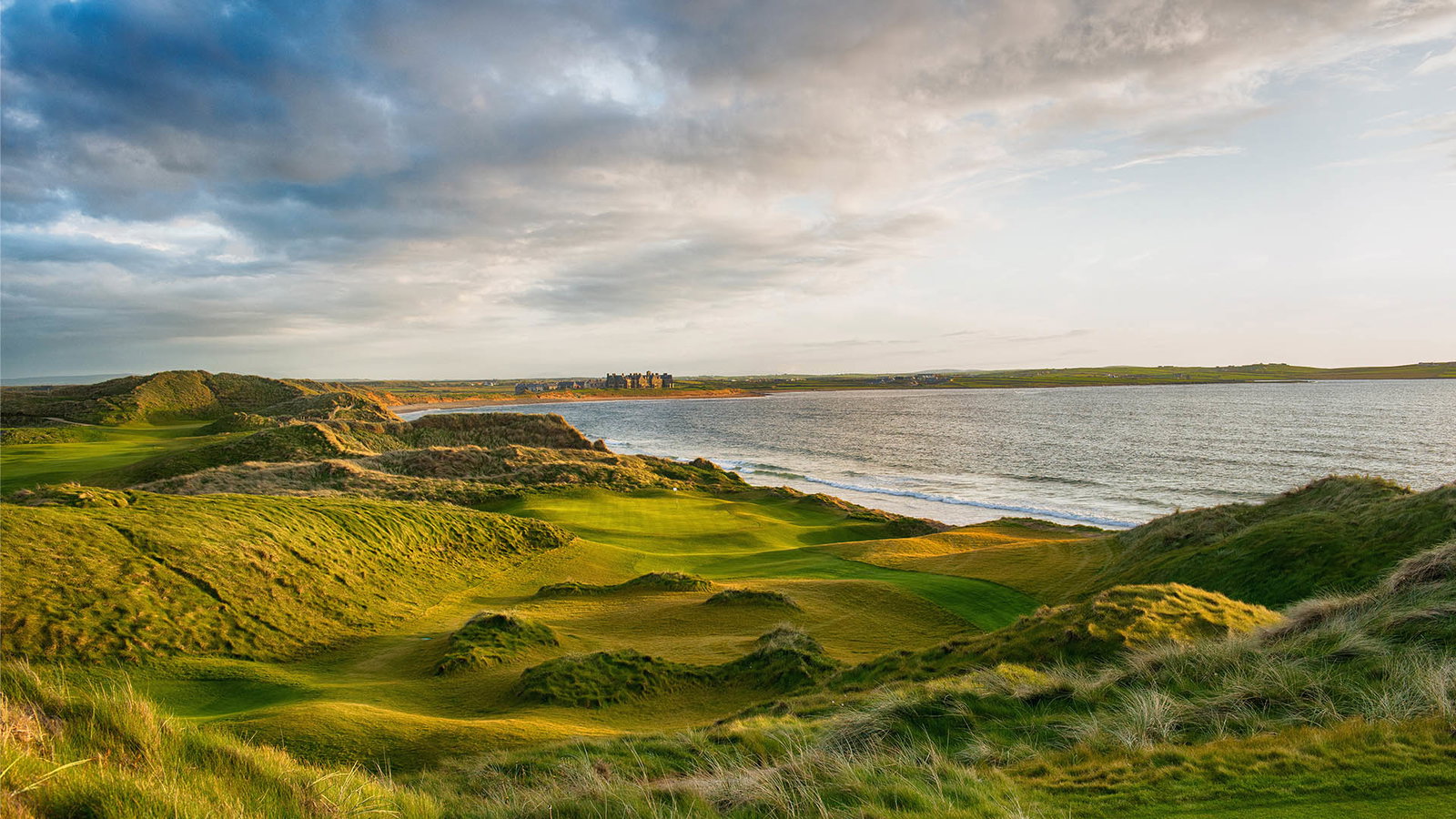 Doonbeg's signature Par 3 14th is one of the most spectacular in Ireland. Courtesy Trump International Golf Links Ireland