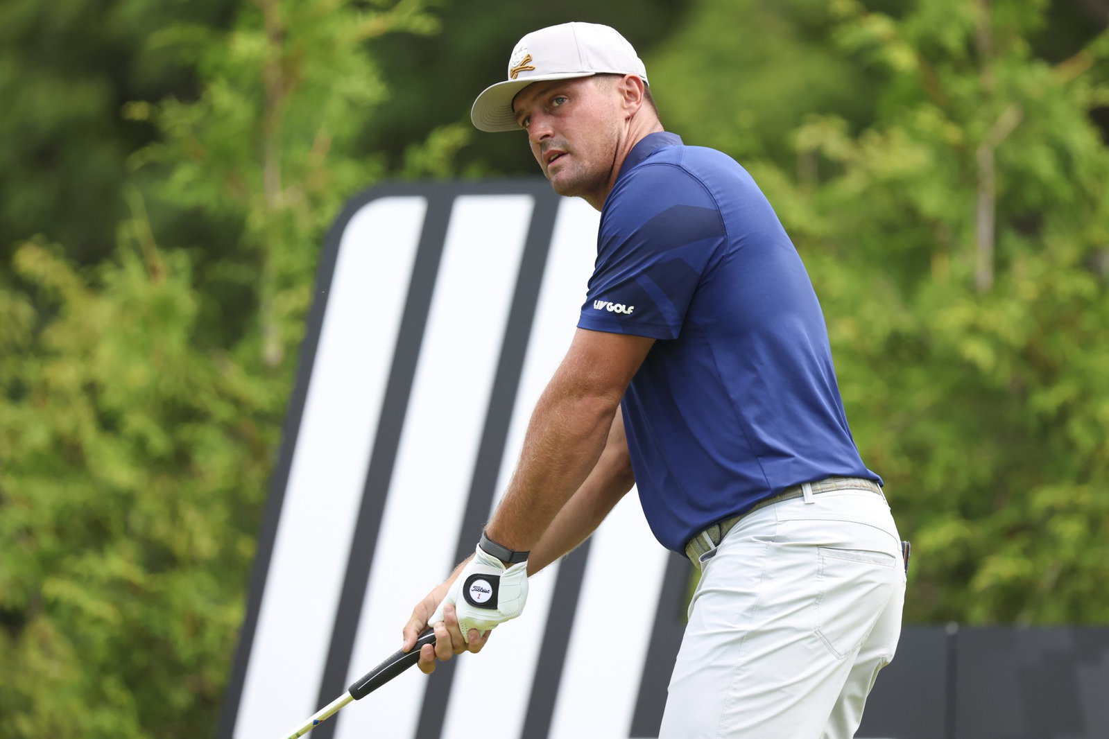 Will DeChambeau stick or twist on LIV Golf? 
