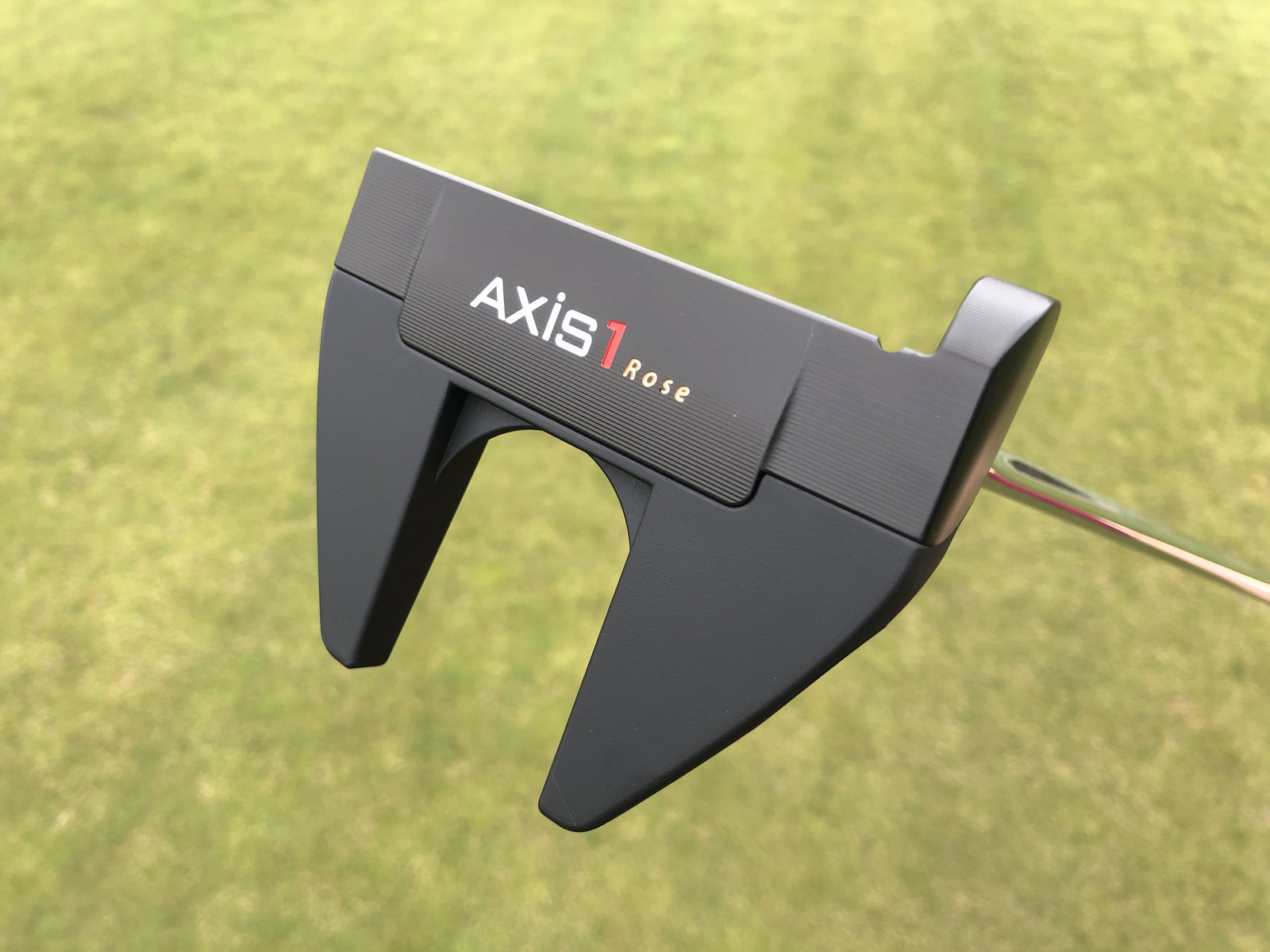 AXIS1 Rose Putter Review | Golfmagic