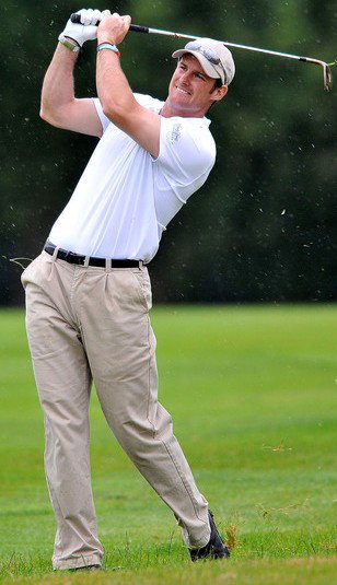 Wakeman hosts star-studded Burhill event