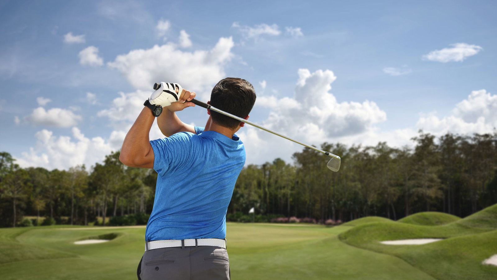 Garmin introduces the Approach S62 premium golf watch