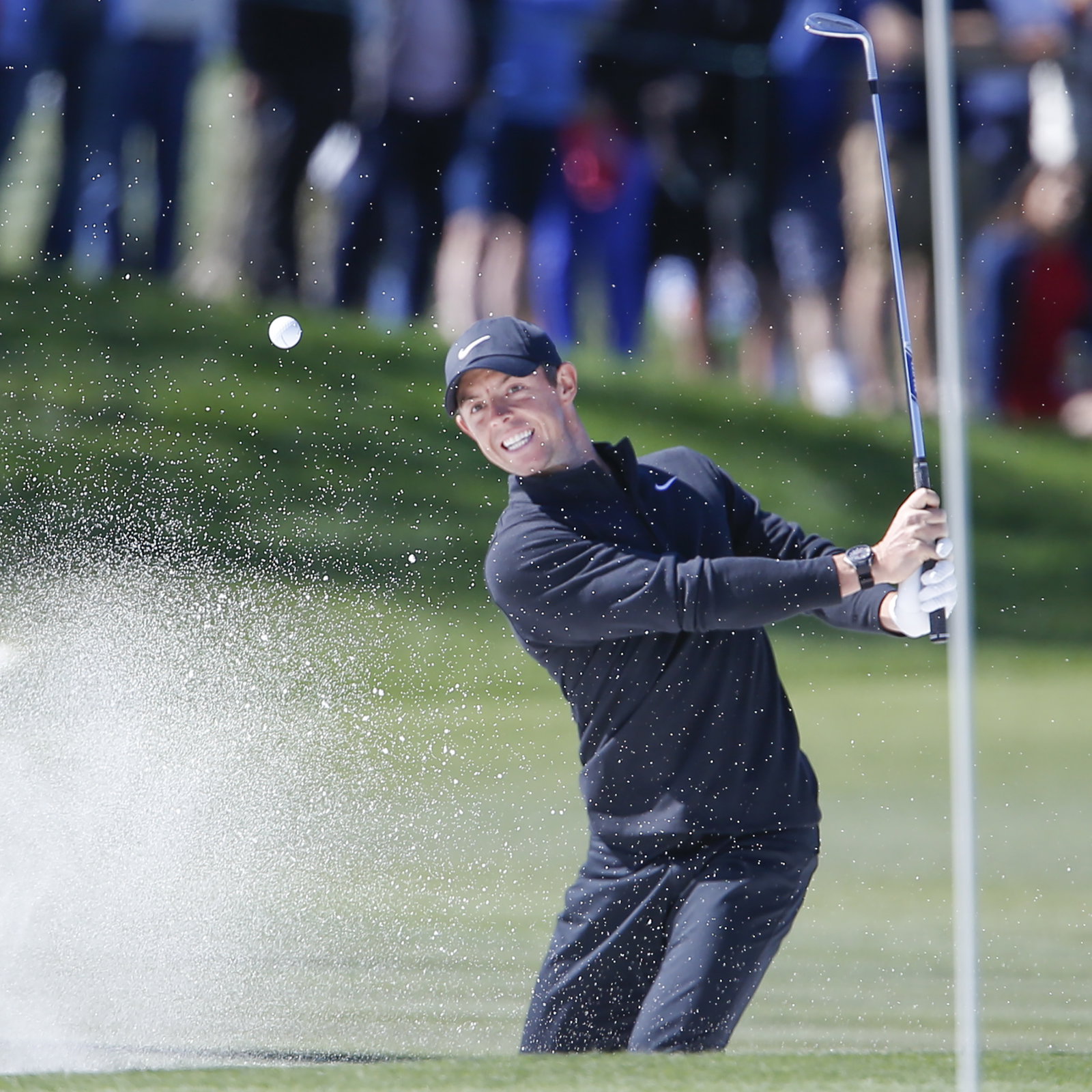 WATCH: Rory McIlroy explains his bunker technique