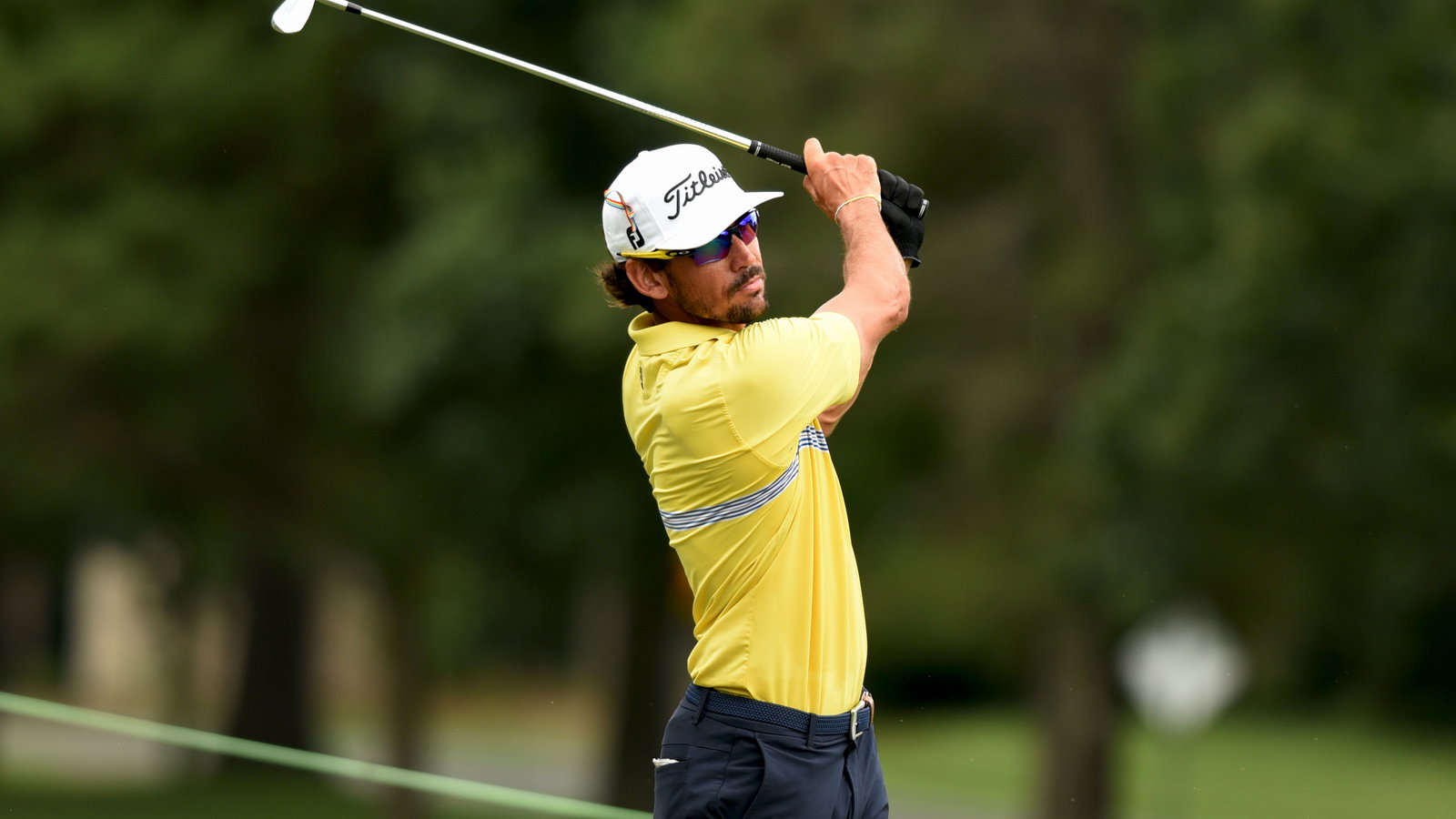 PGA Tour Pro sparks debate after waiting 30 seconds for ball to drop