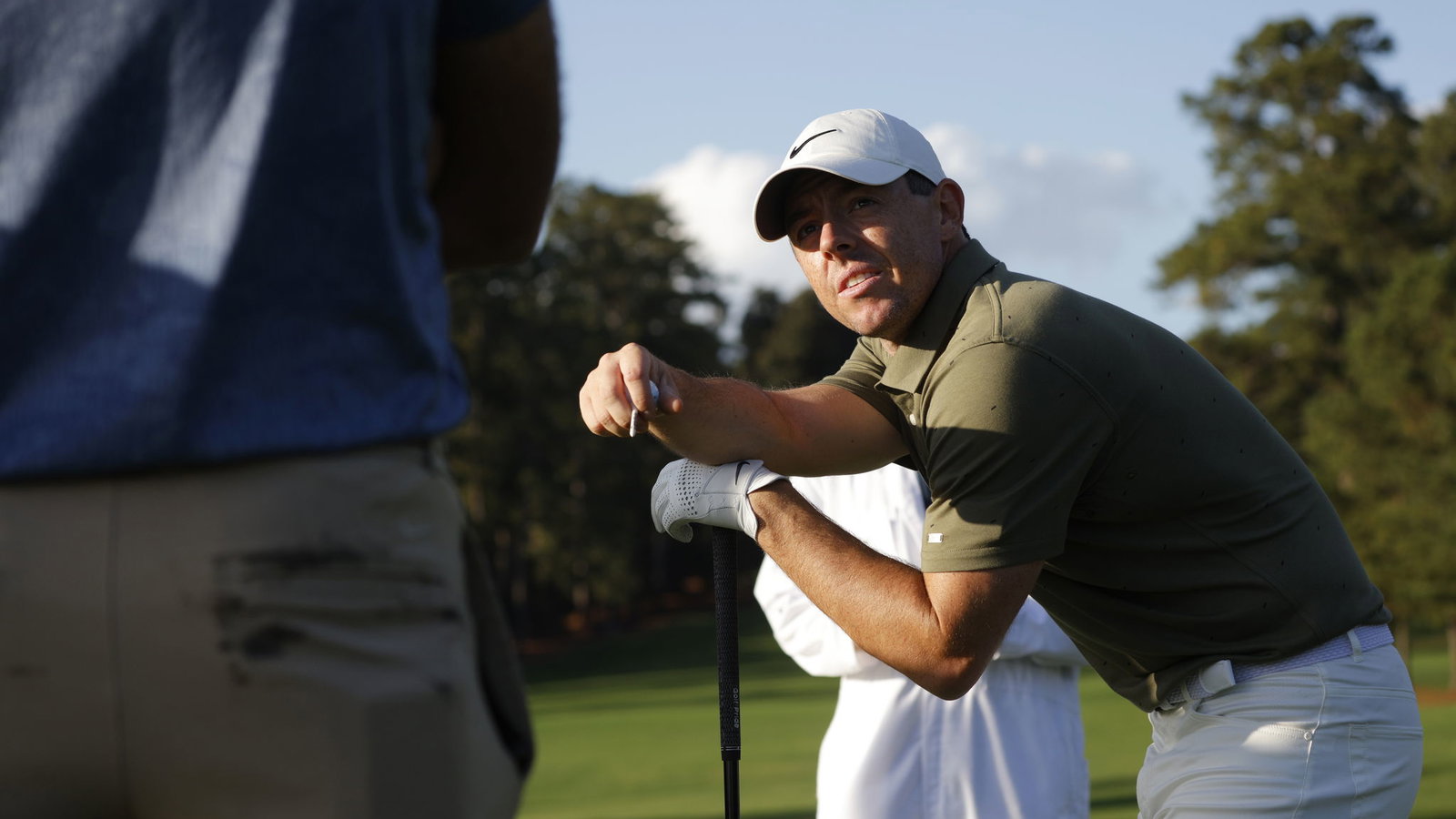 Tiger Woods and Rory McIlroy show off their new drivers for 2021