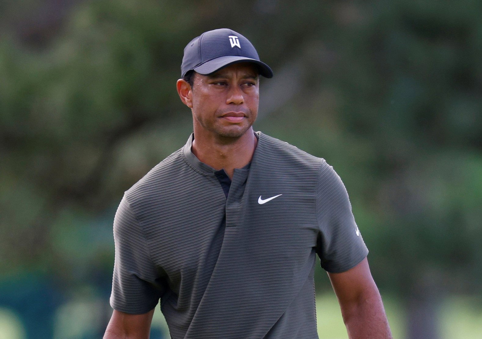 Tiger Woods ties his lowest ever opening-round score at The Masters
