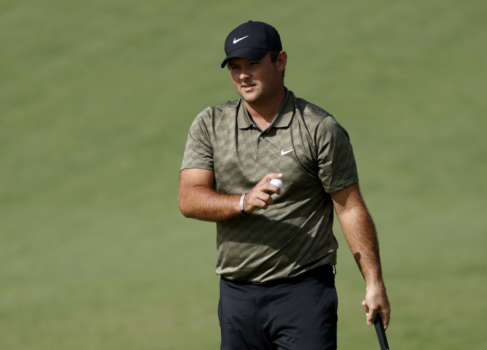Victor Perez assumes control of Race to Dubai at DP World Tour Championship