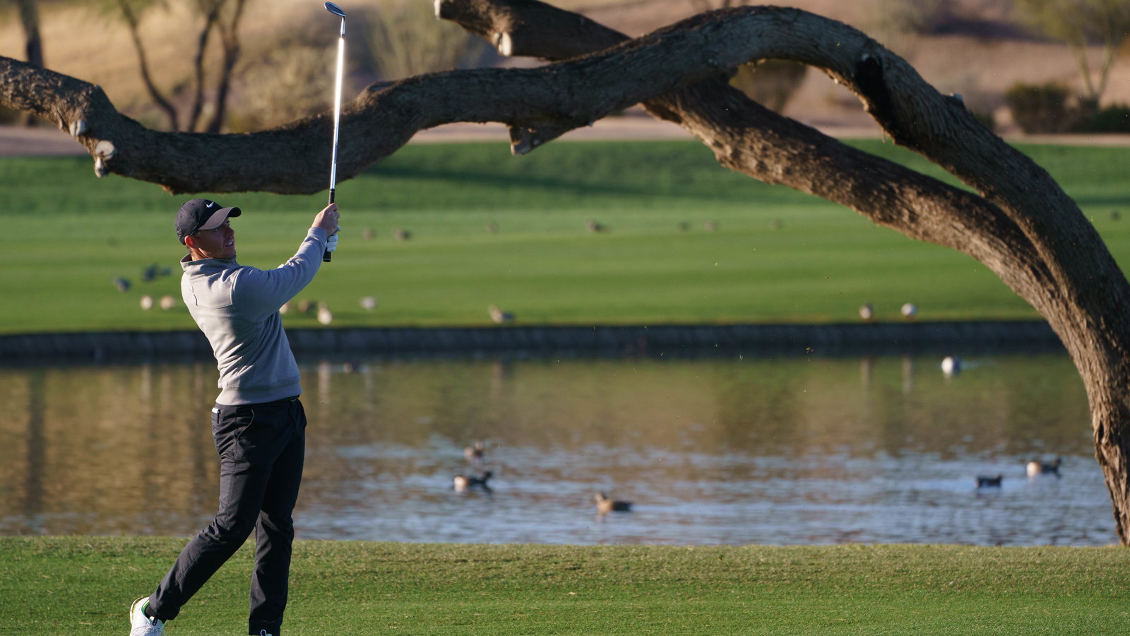 Rory McIlroy salvages under-par round after tough start at Phoenix Open
