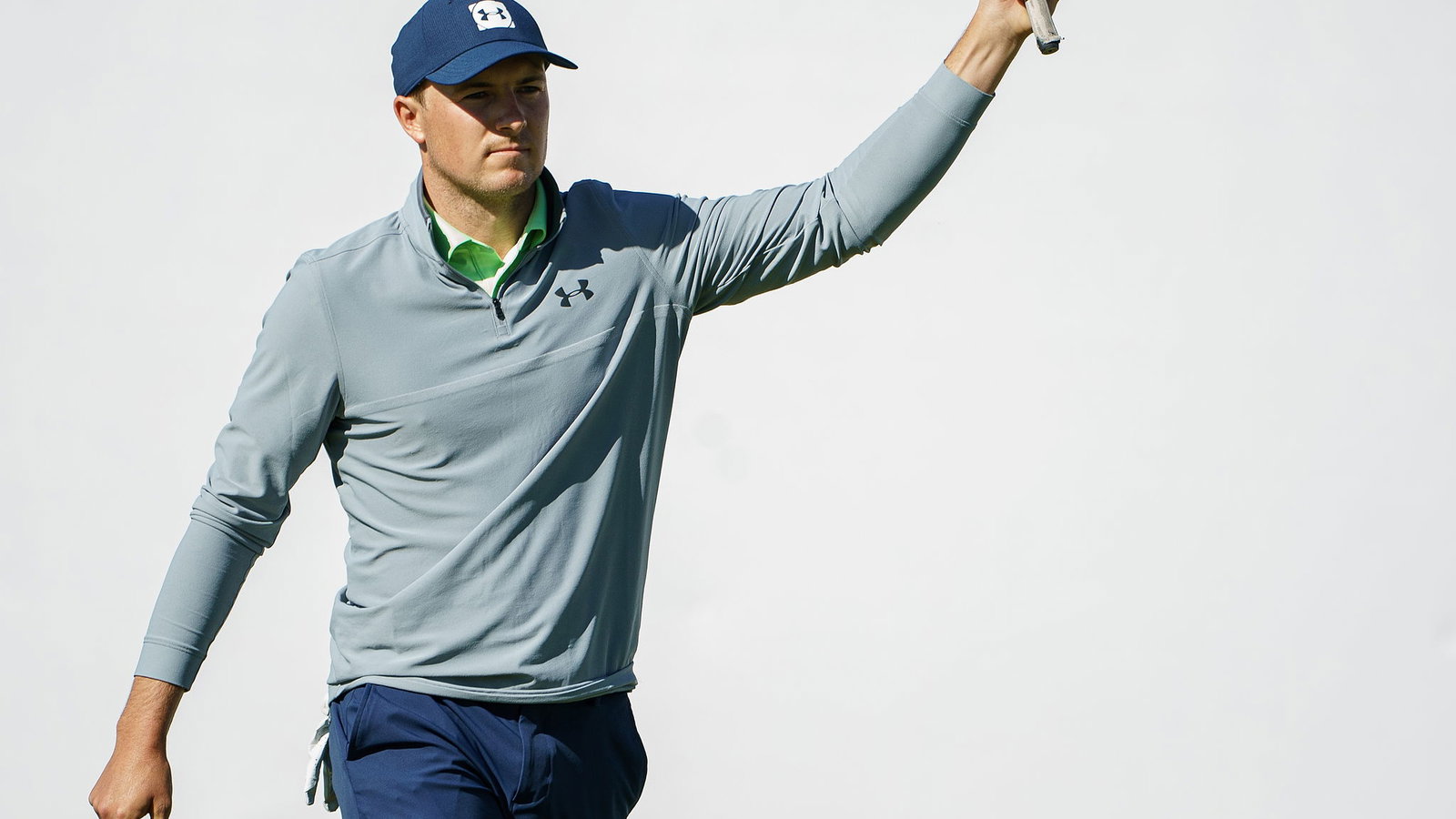 Social media reacts to Jordan Spieth hitting a 4-IRON to a 100-yard par-3
