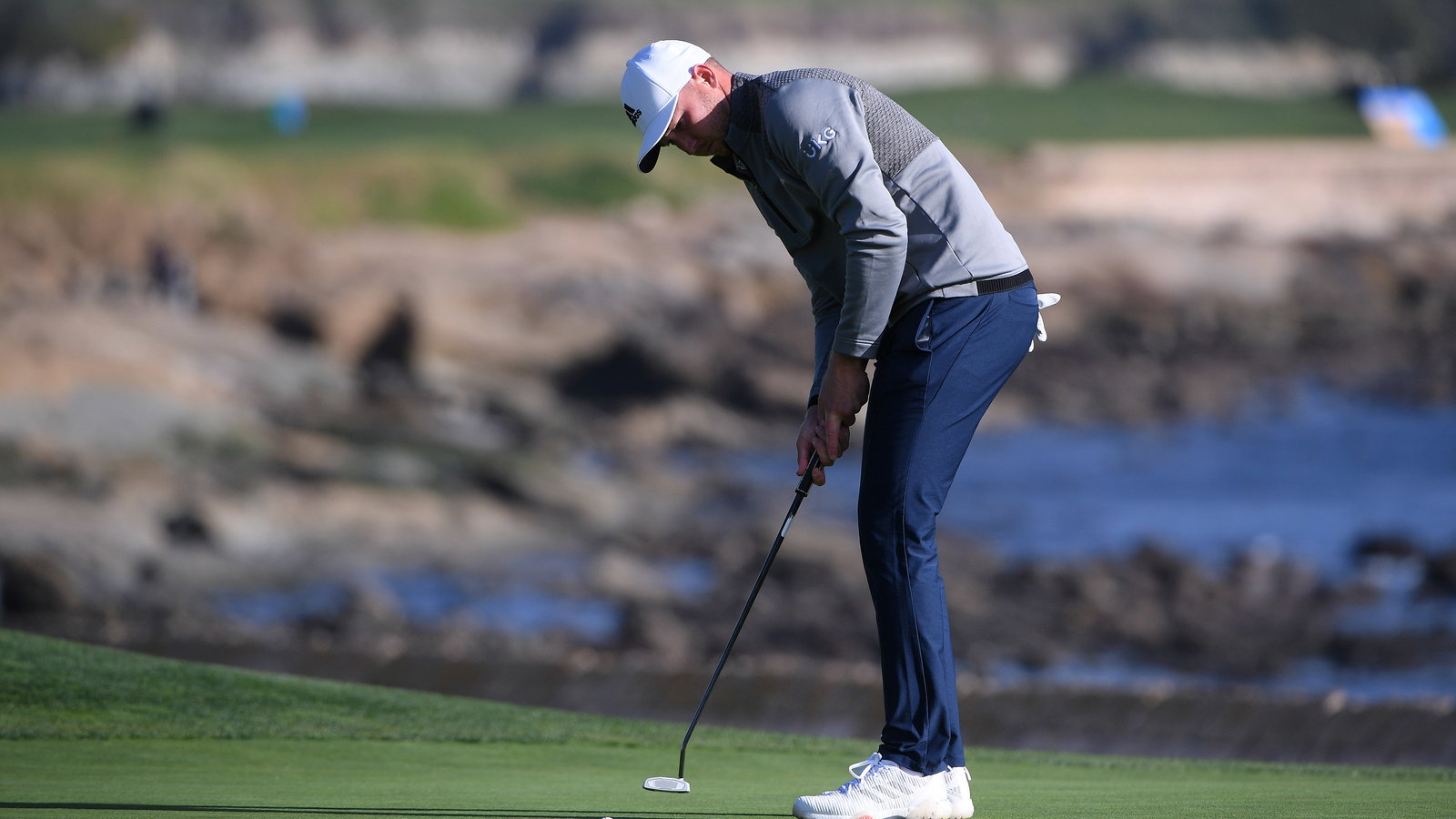 How much they all won at the AT&T Pebble Beach Pro Am on the PGA Tour