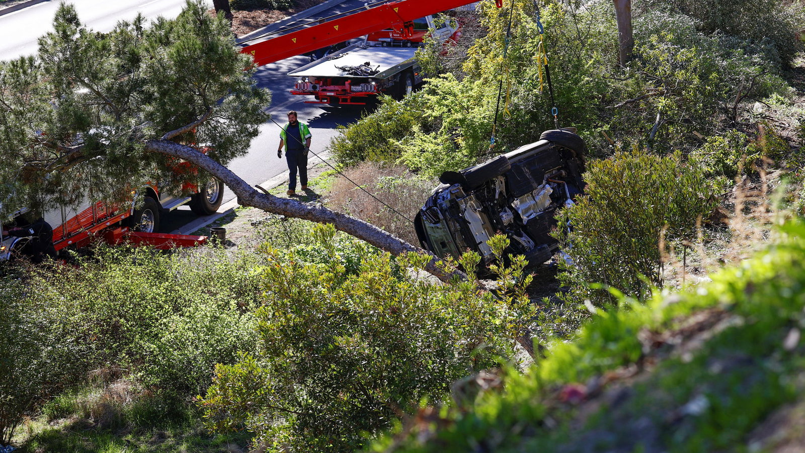 Tiger Woods suffers multiple leg injuries and a shattered ankle in car crash