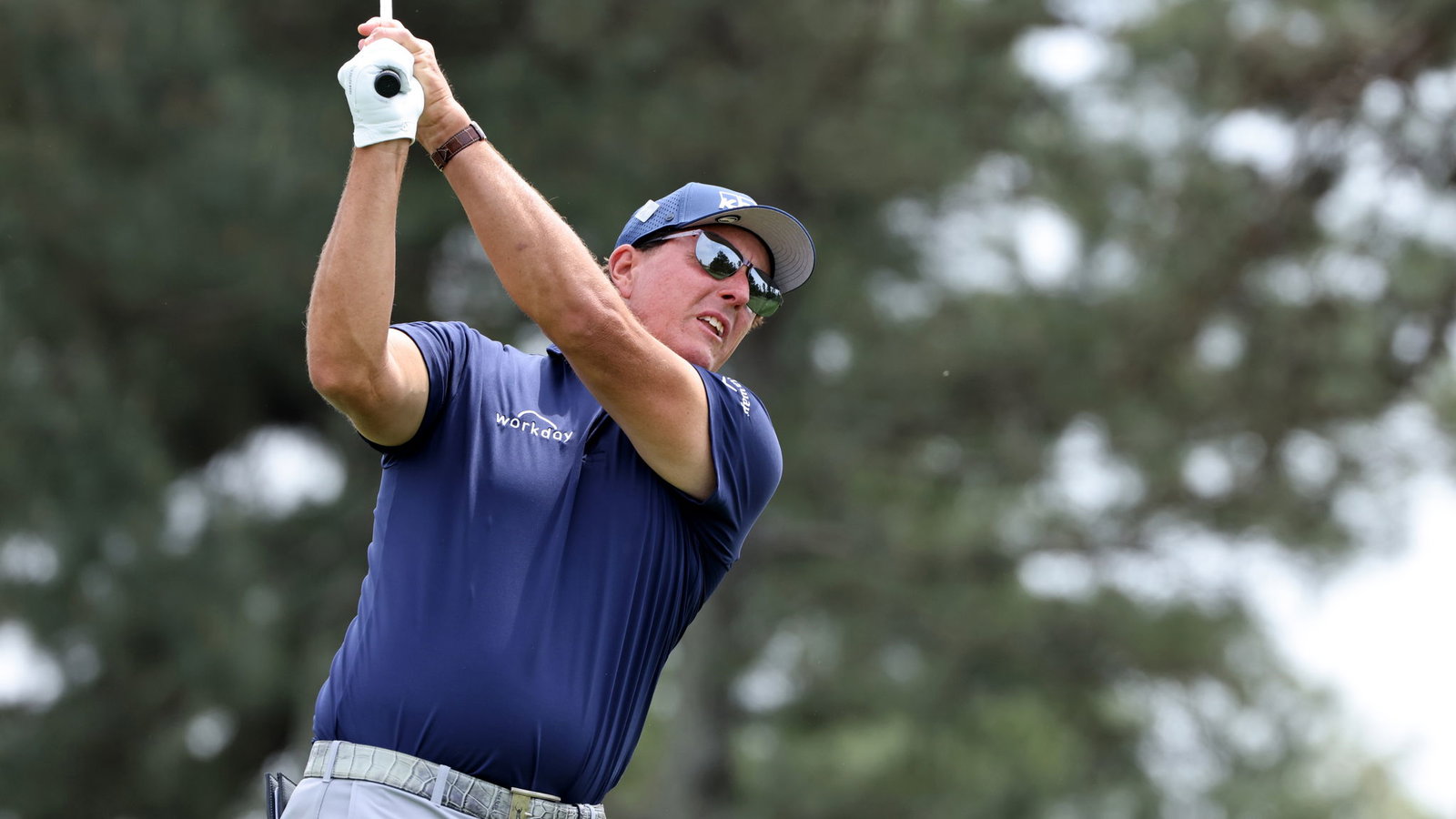 Best Golf Tips: 3 GREAT tips on how to hit a punch shot 