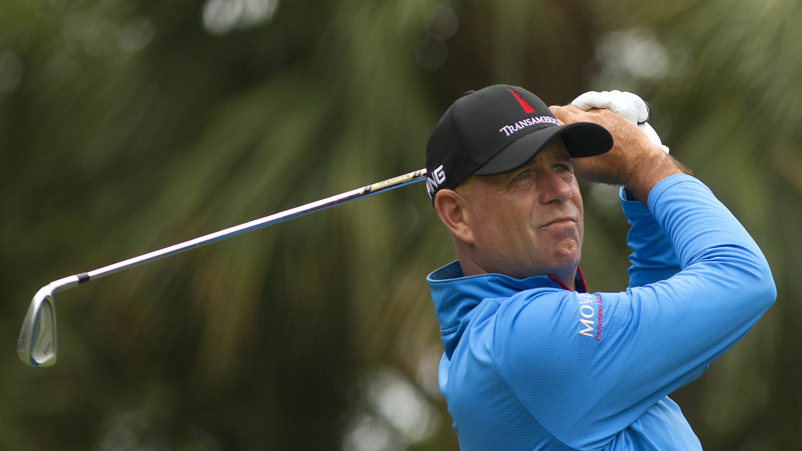 Stewart Cink leads with a RECORD score at the RBC Heritage on 16-under-par