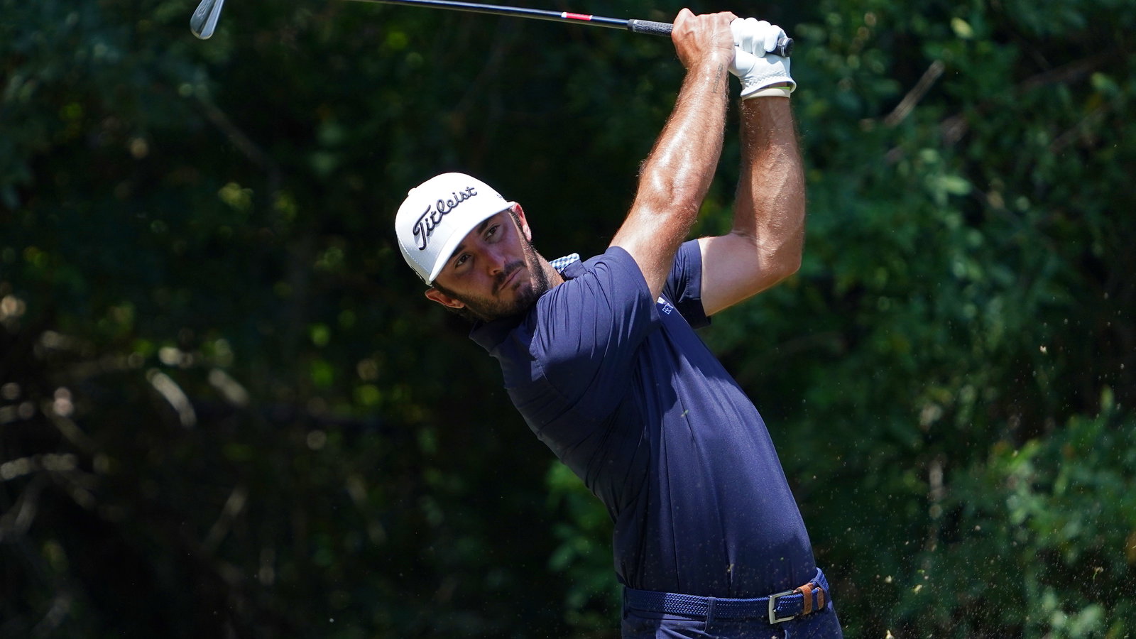 Max Homa told by golf fan to shoot lower scores at PGA Tour event