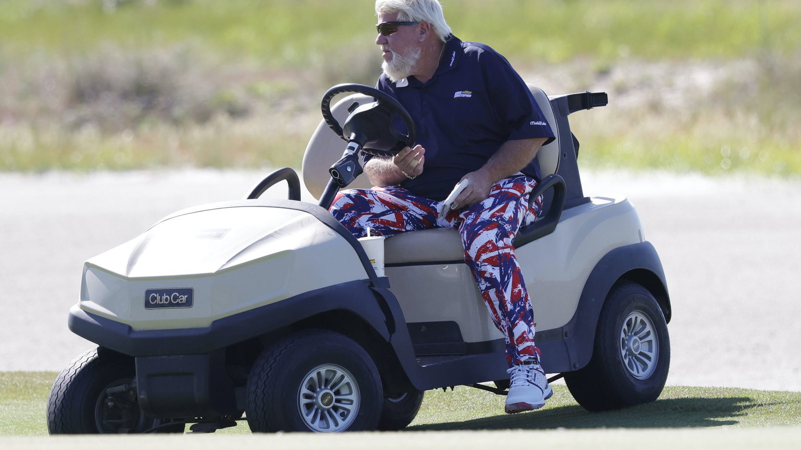 Golf fans react as John Daly needs help after his buggy gets STUCK