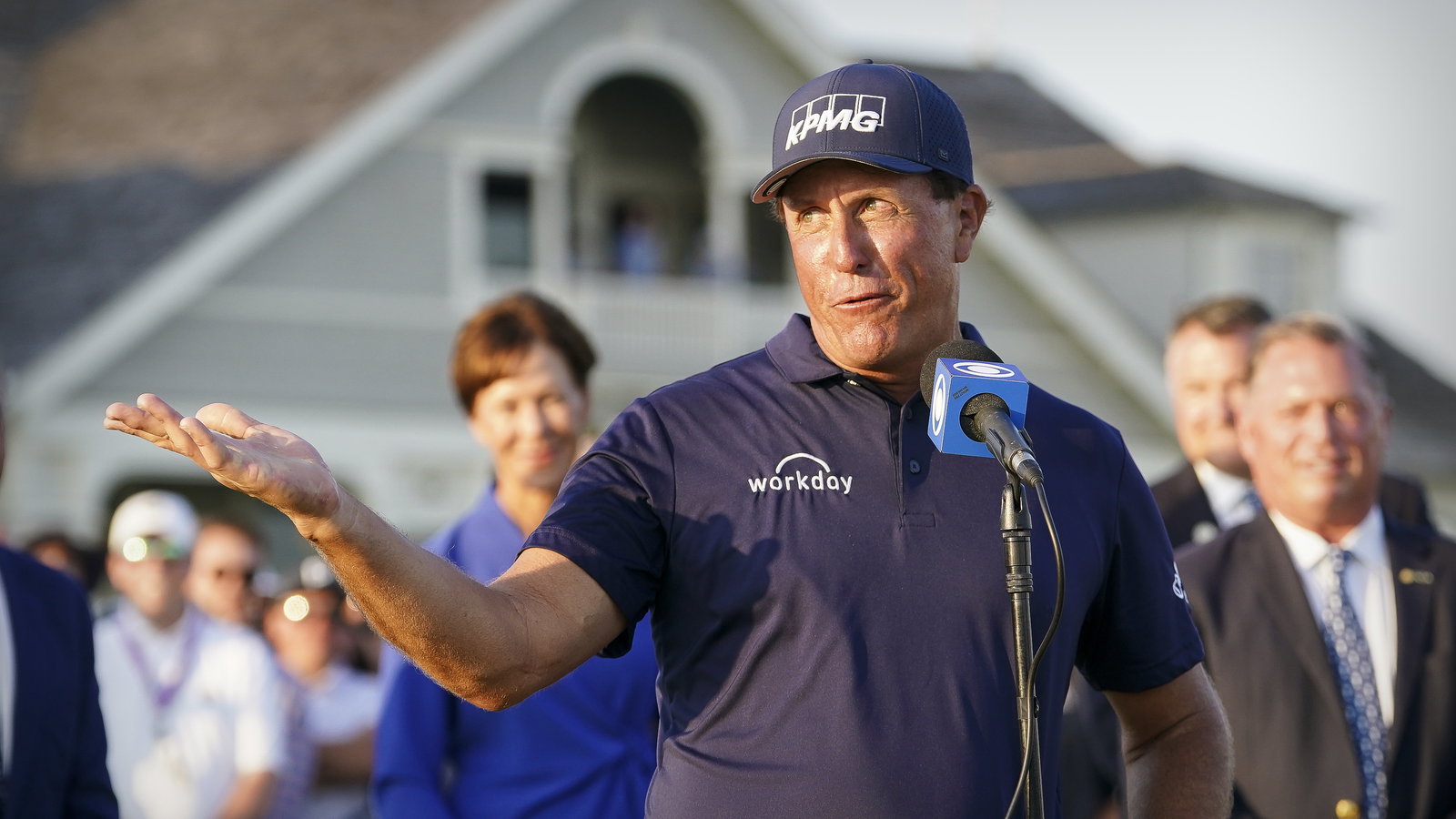 Phil Mickelson's mother sends HILARIOUS text during final round of US PGA