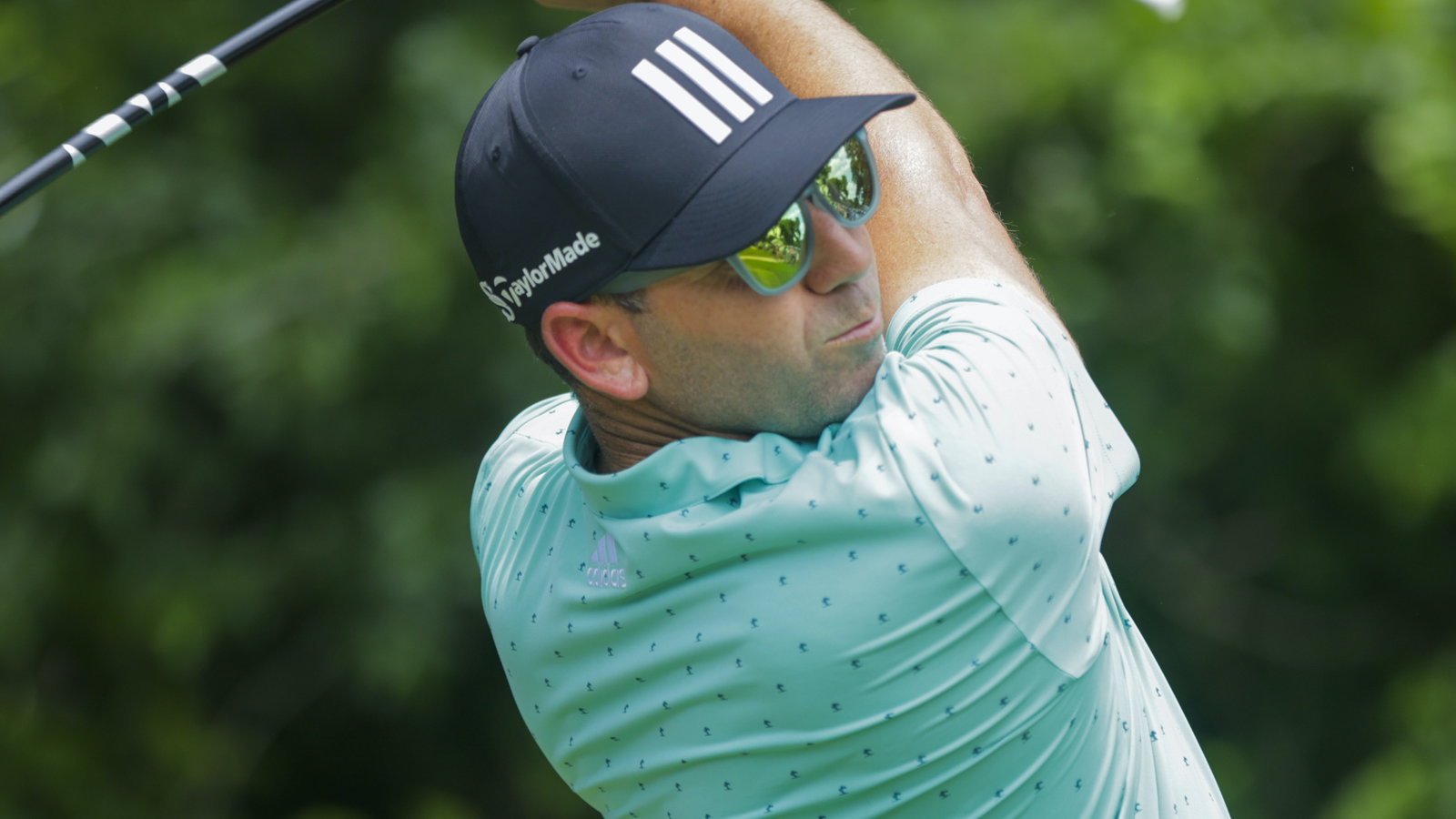Sergio Garcia matches Jordan Spieth's 63 to co-lead at Charles Schwab Challenge