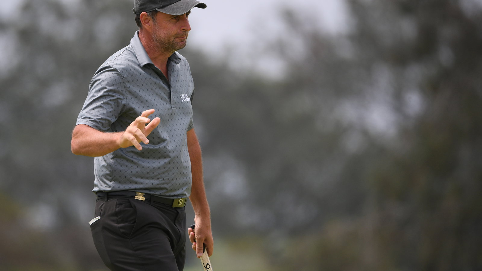 Englishman Richard Bland LEADS the US Open a month after winning FIRST pro event