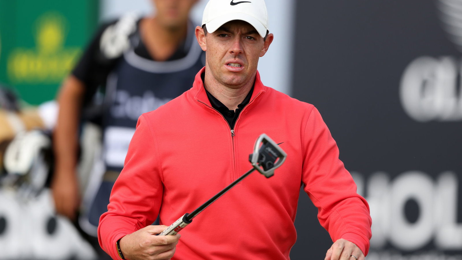 RANDOM MAN walks on tee box to STEAL Rory McIlroy's club at Scottish Open