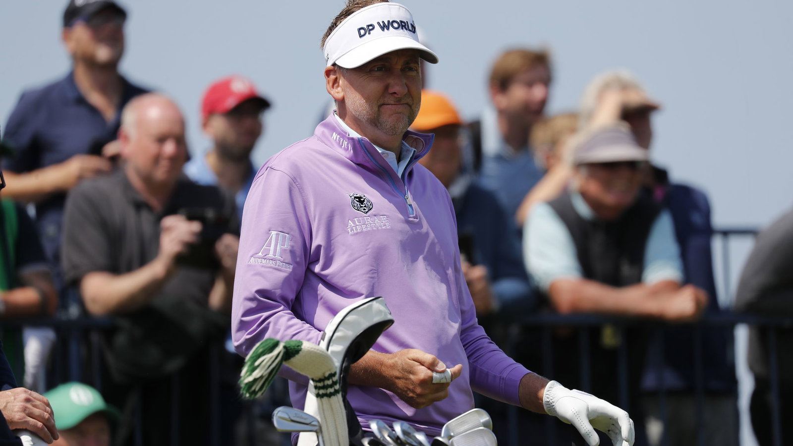 Golf fans react as Ian Poulter DIGS OUT CLASSIC SHINY GOLD SHIRT