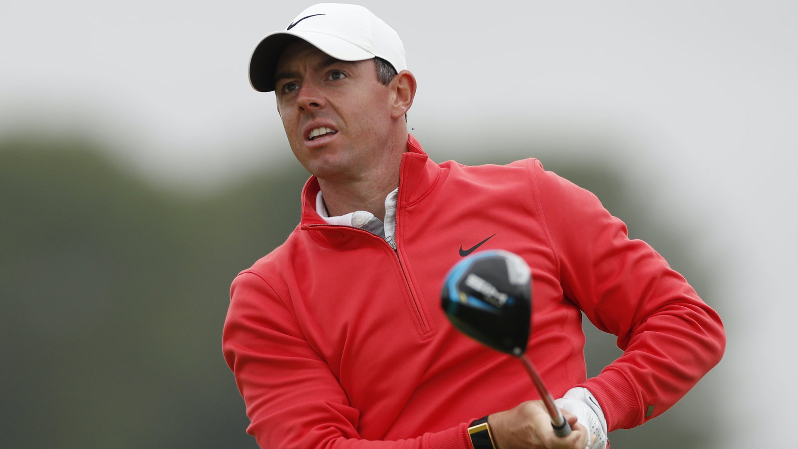 Rory McIlroy CONFIRMS spot in Slync.io Dubai Desert Classic