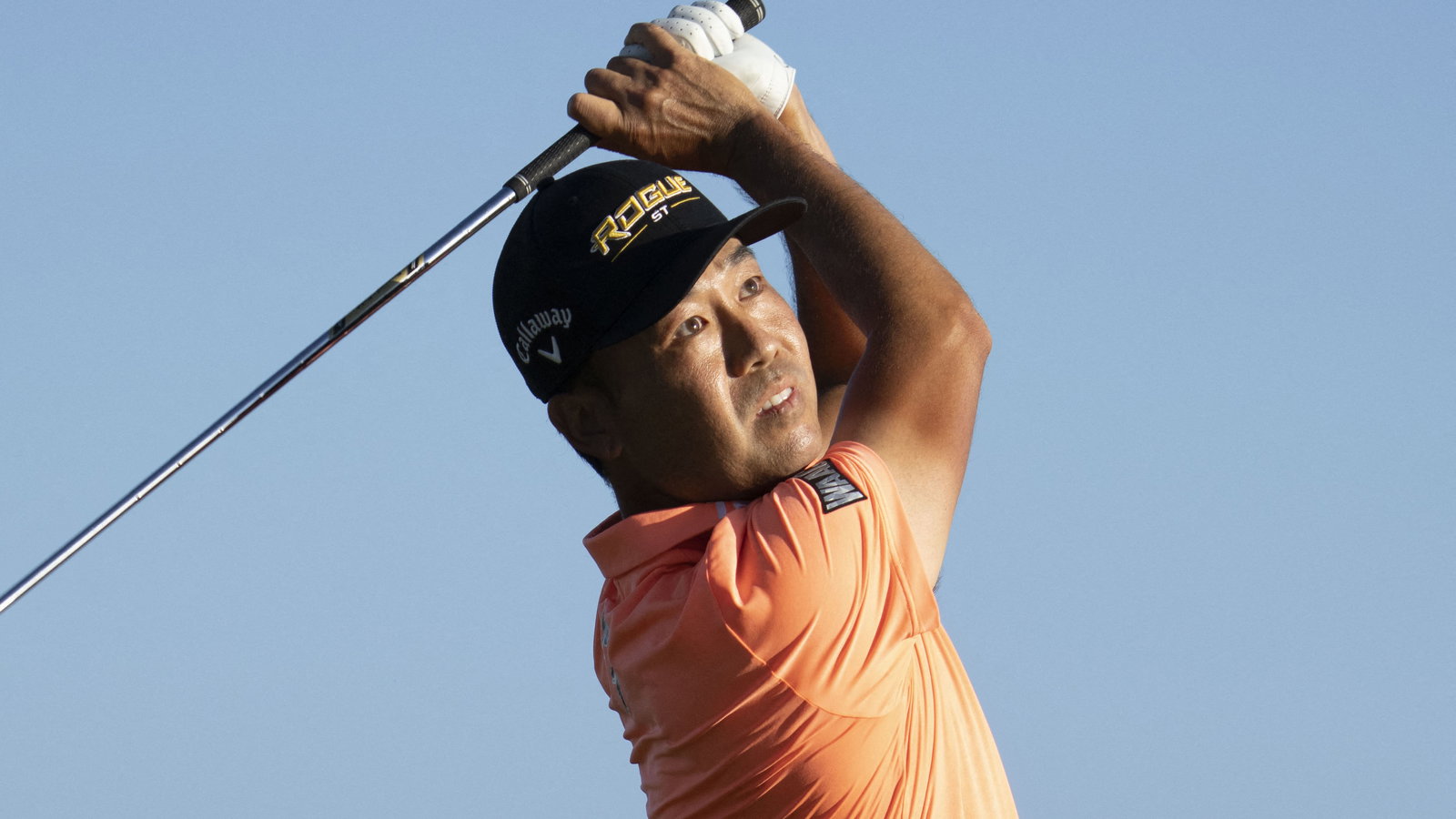 Kevin Na misses chance of 59, but still leads Sony Open after Round One