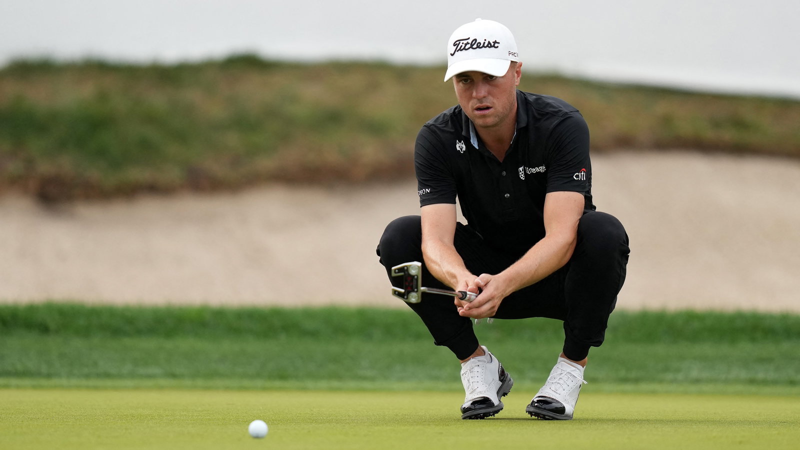 Justin Thomas wears CONTROVERSIAL trousers at Valspar Championship