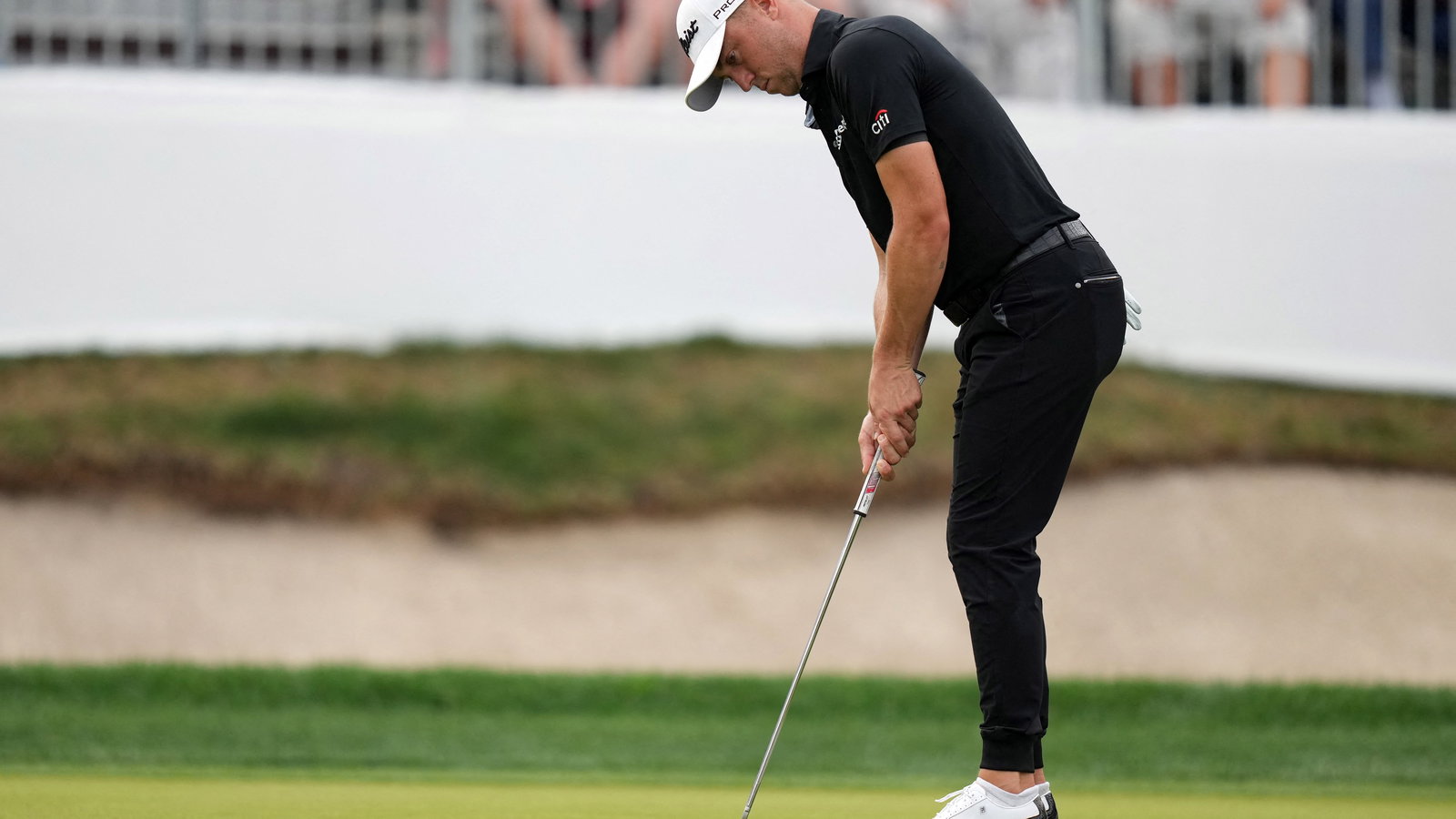 "Golf snobbery is wrong!": Golf fans react to Justin Thomas' golf joggers