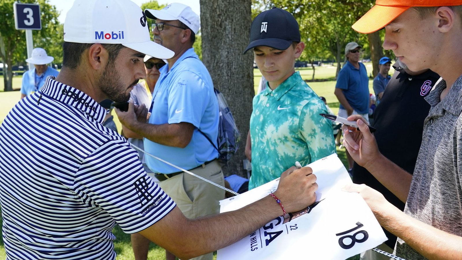 Abraham Ancer to lead after R2 - 18/1
