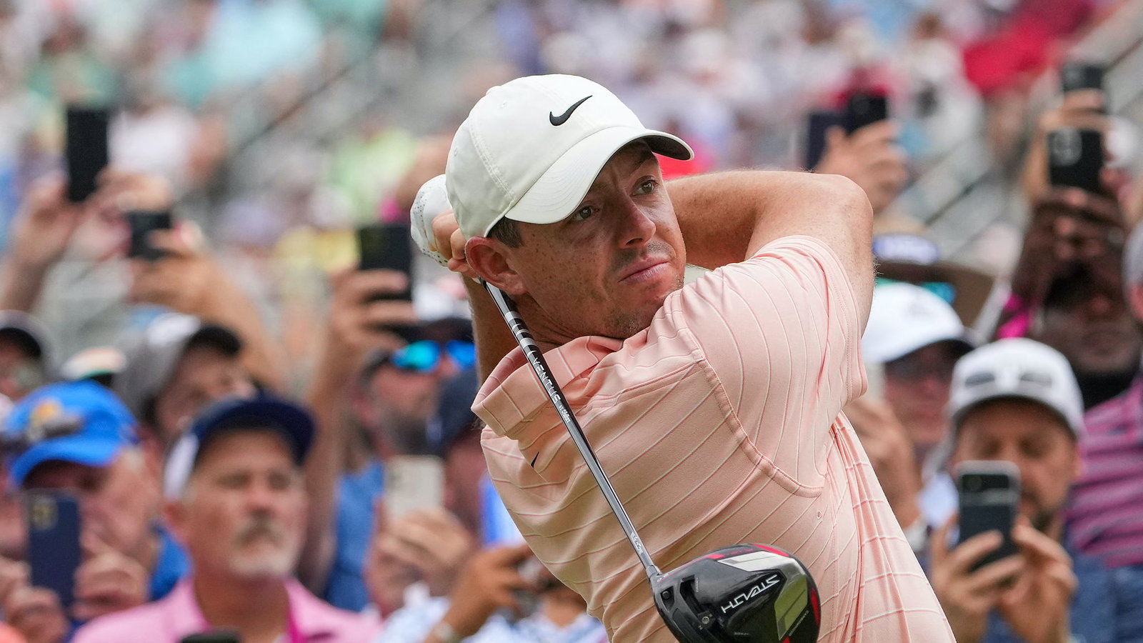 Rory McIlroy says first LIV Golf field is "anything to jump up and down about"