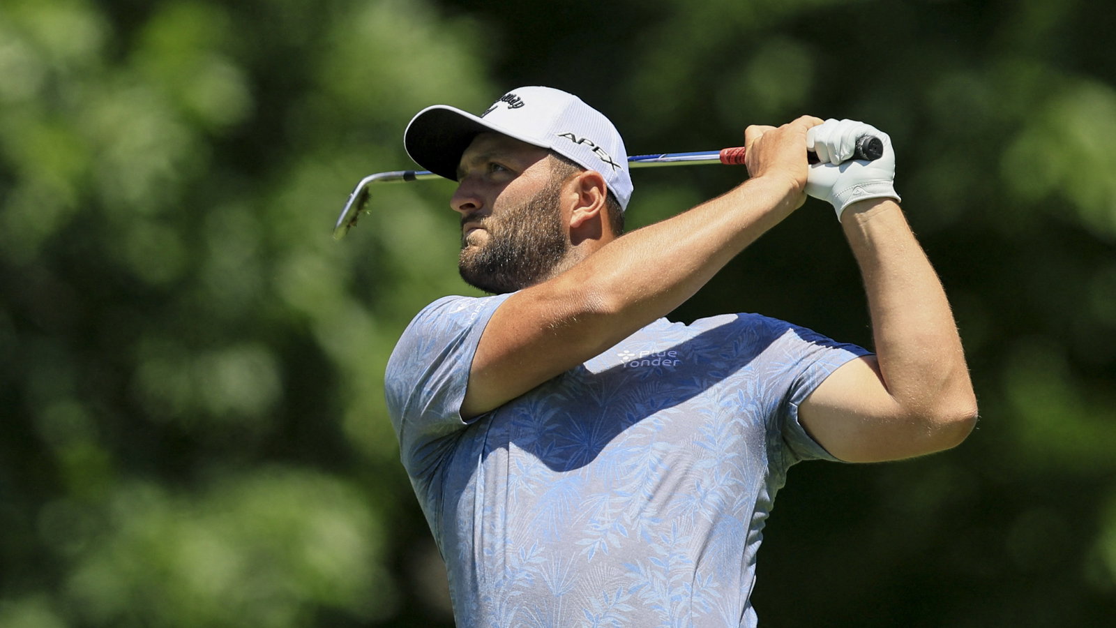 Jon Rahm hits full-on SHANK at Memorial Tournament, jokes with Justin Thomas