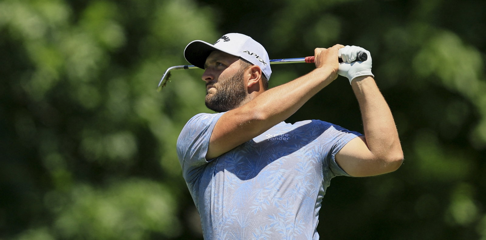 Jon Rahm hits full-on SHANK at Memorial Tournament, jokes with Justin Thomas