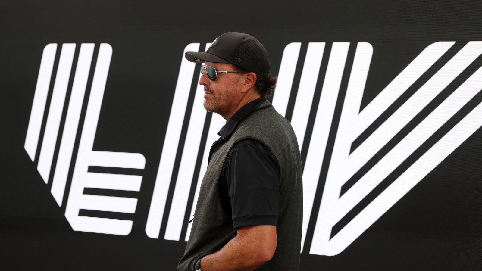 Phil Mickelson DECLINES to speak on PGA Tour at LIV Golf press conference